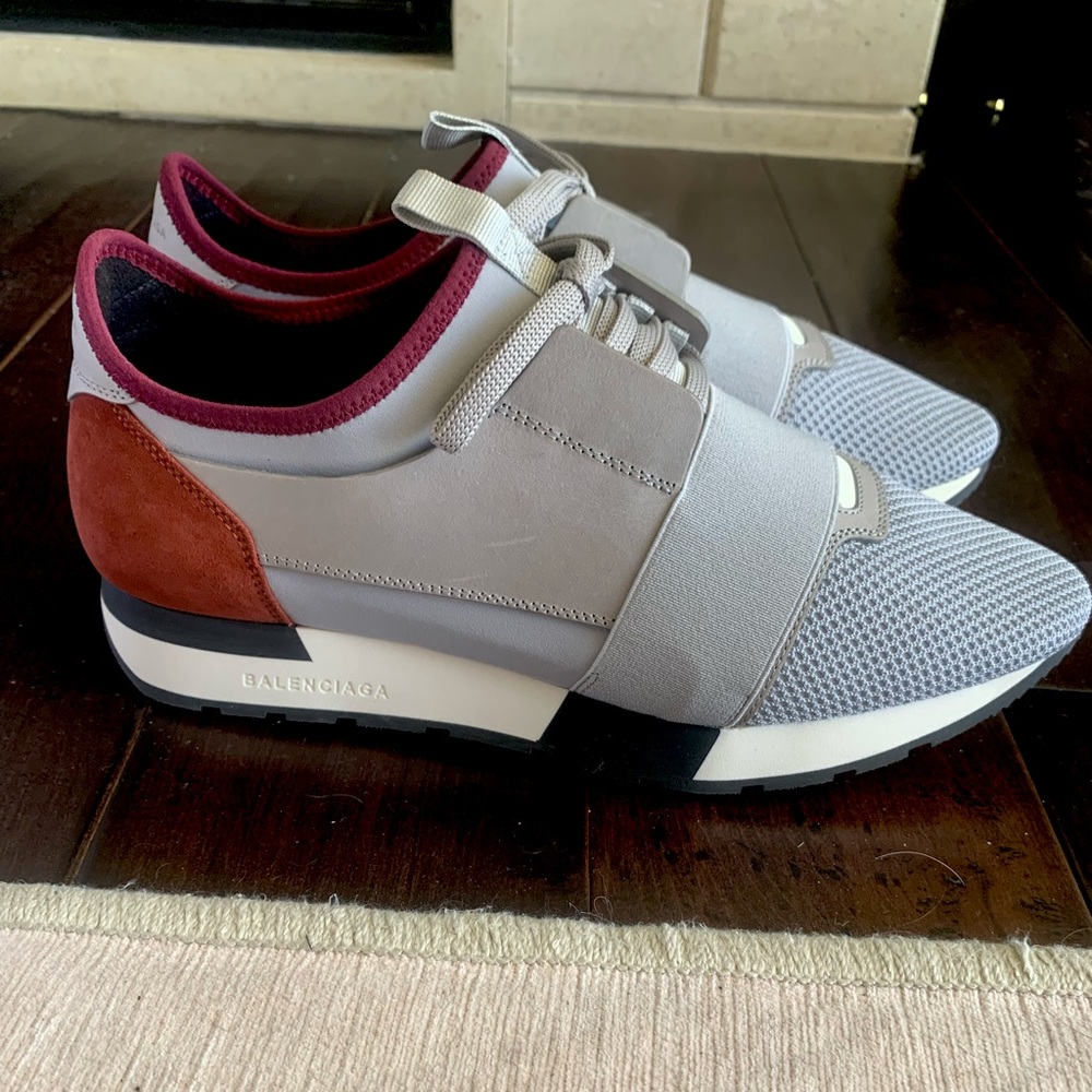 BALENCIAGA Race Runner sneaker women 42EU. Brand new with all packaging